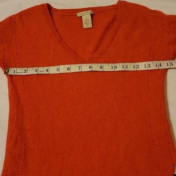 White and Warren cashmere v neck sweater size xs - Picture 4 of 7
